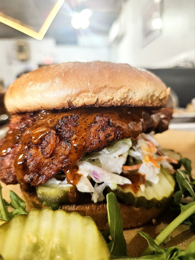 A Horseshoe burger up close